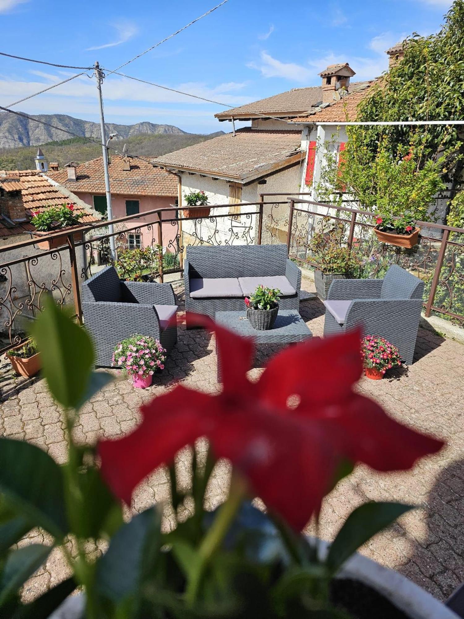 La Casa Della Lavanda Borgo Adorno Exterior photo